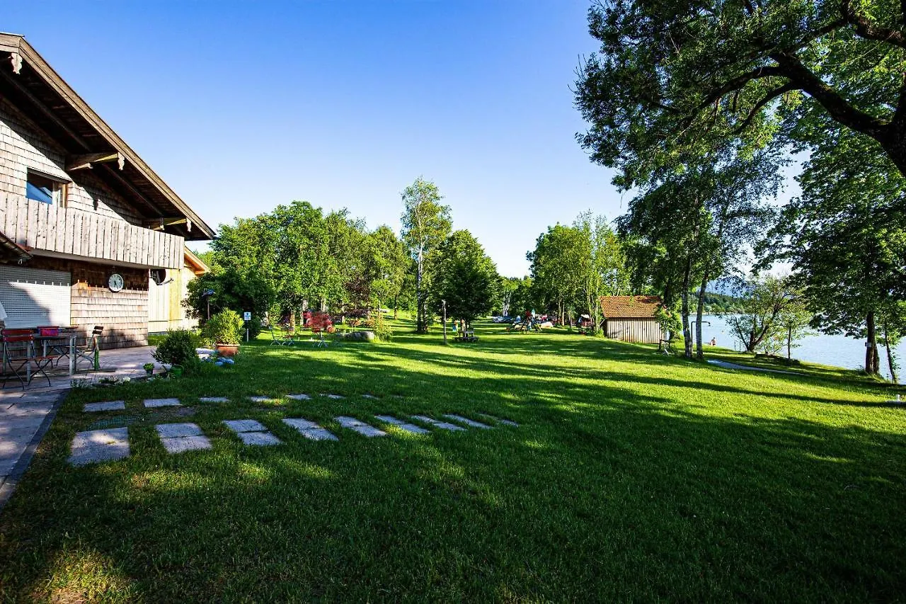 Apartment Ferienwohnungen Am Strandbad Chieming